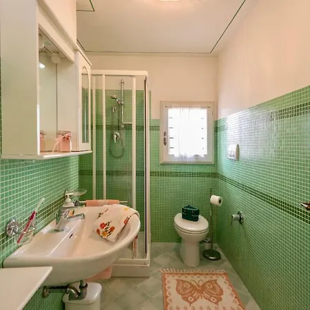 Popoltaio-schiacciato Sleeps 6 Pool T762675 * Ravigliano
