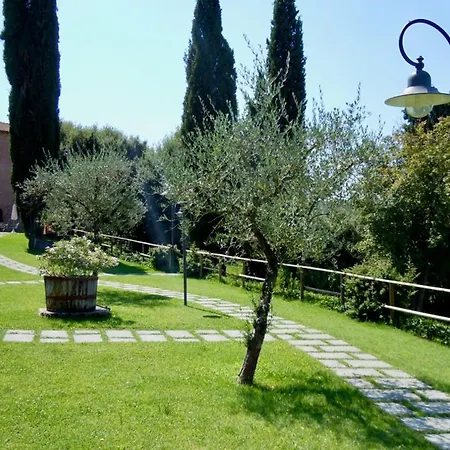 Popoltaio-schiacciato Sleeps 6 Pool T762675 * Ravigliano