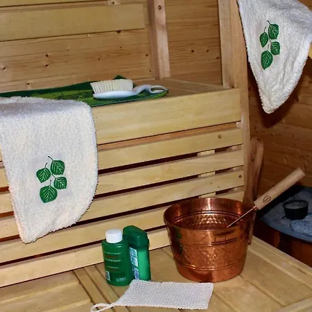 아파트 Popoltaio-schiacciato Sleeps 6 Pool T762675 Ravigliano